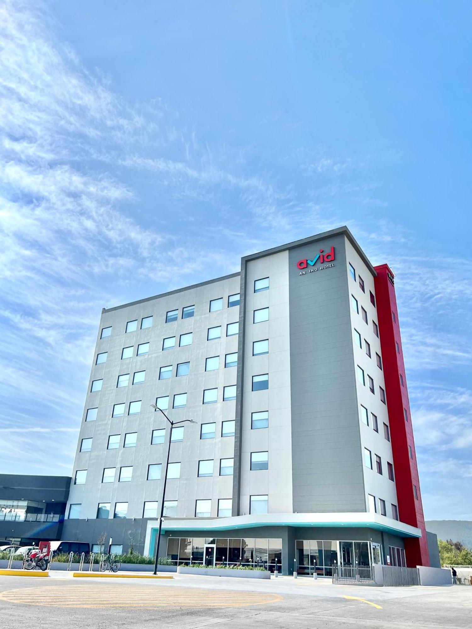 Avid Hotels - Guadalajara Av Vallarta Pte By Ihg Запопан Екстериор снимка